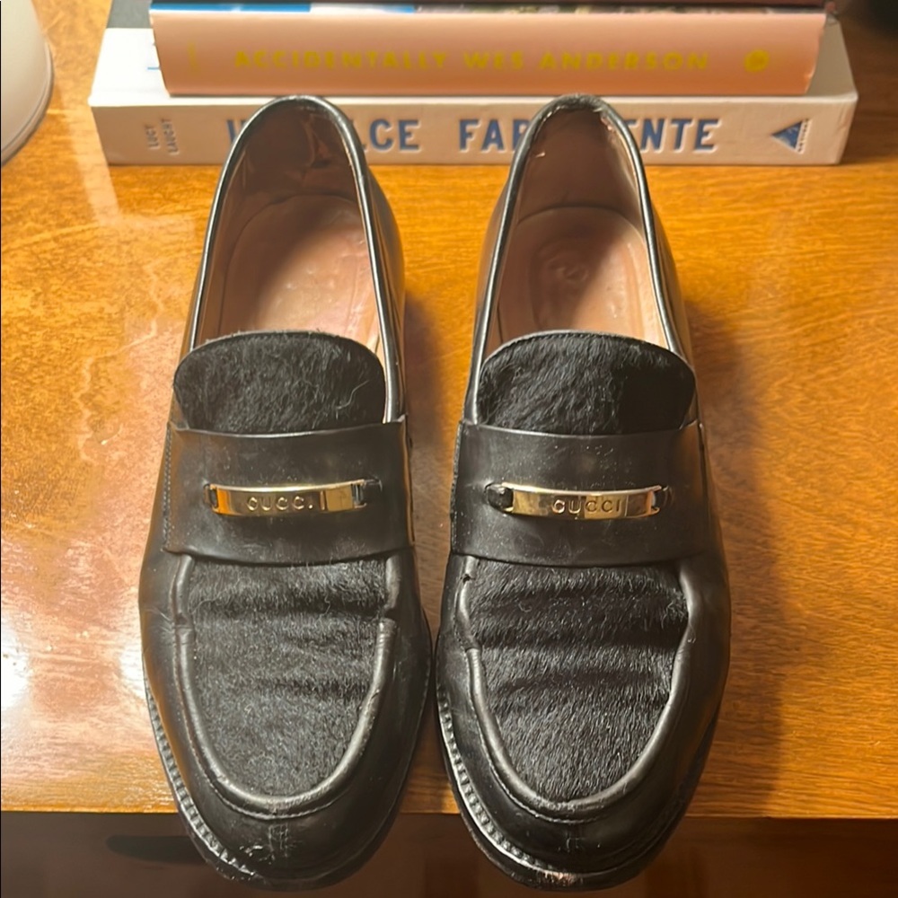 Gucci Black Leather Woman’s loafers